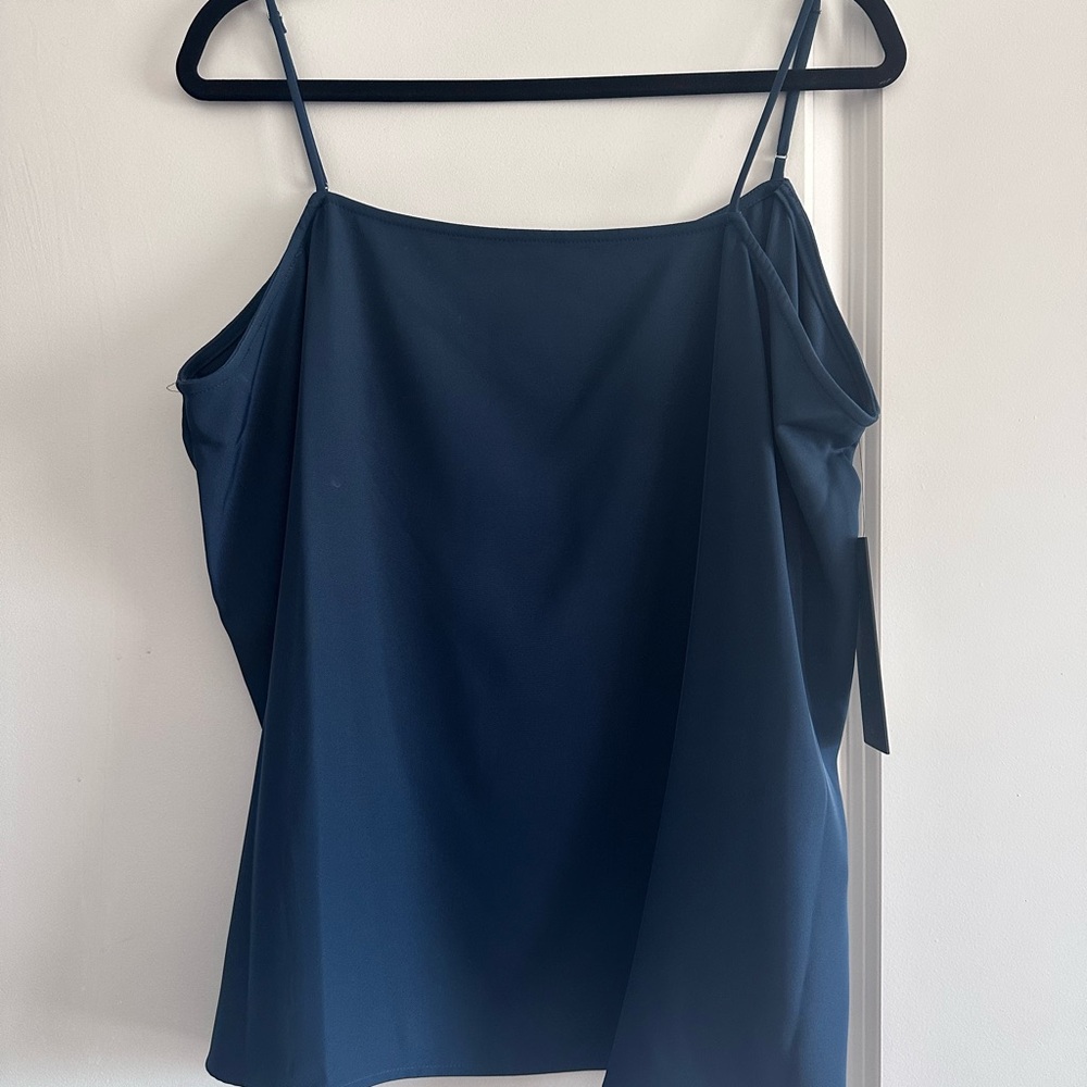 NWT Donna Karen Blue/Teal Top
